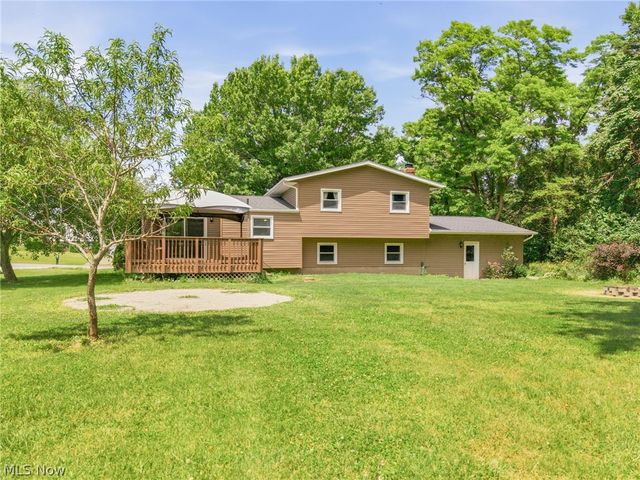 8694 Lansdale Avenue NW, North Canton, OH 44720