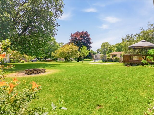 8694 Lansdale Avenue NW, North Canton, OH 44720