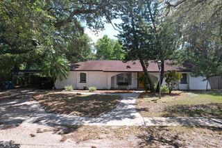 12216 NOREAST LAKE DRIVE, Tampa, FL 33612
