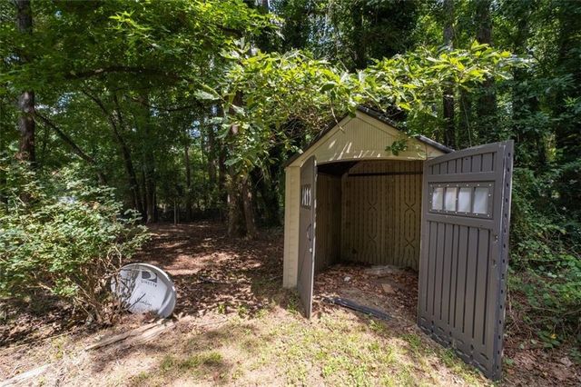 2160 Logan Drive, Jonesboro, GA 30236