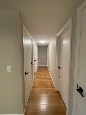 36 Stuart Ave, Leominster, MA 01453