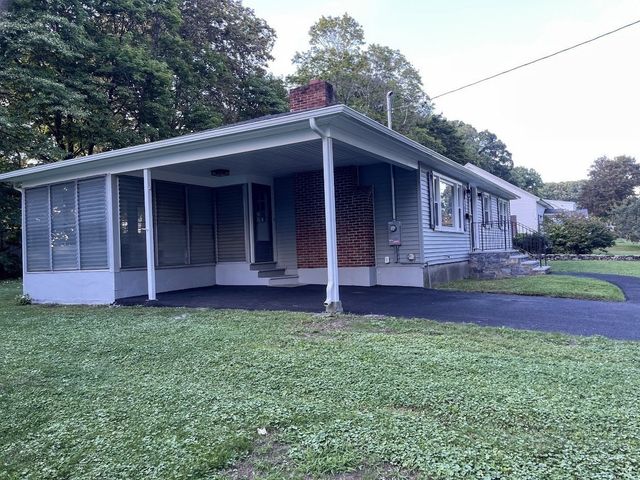 36 Stuart Ave, Leominster, MA 01453