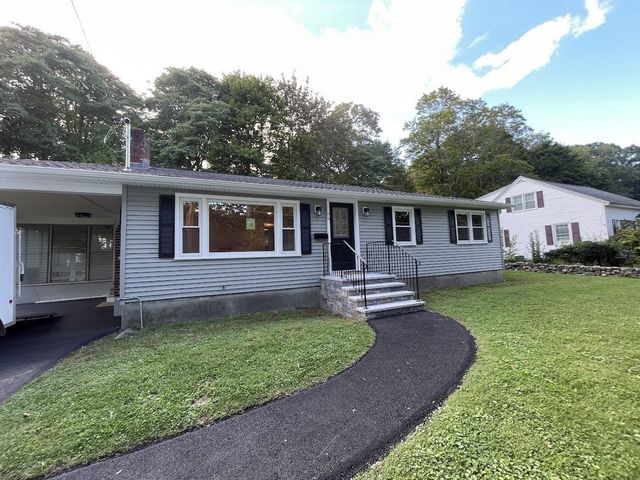 36 Stuart Ave, Leominster, MA 01453