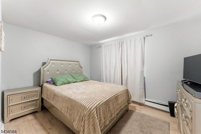 416 S 5Th St, Elizabeth City, NJ 07206