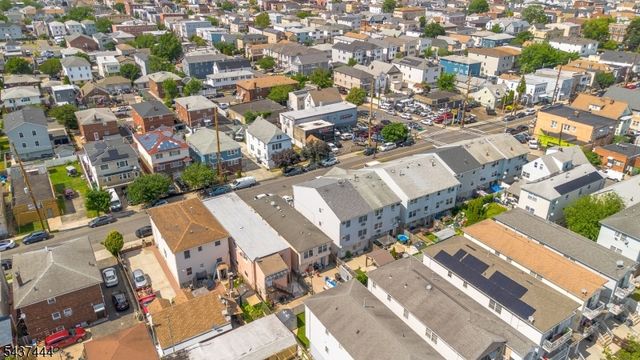 416 S 5Th St, Elizabeth City, NJ 07206