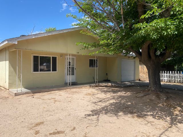1129 Pine Court SE, Los Lunas, NM 87031