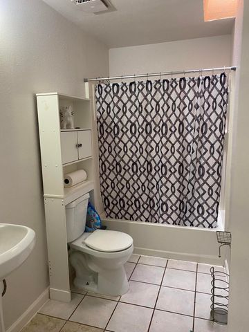 1129 Pine Court SE, Los Lunas, NM 87031