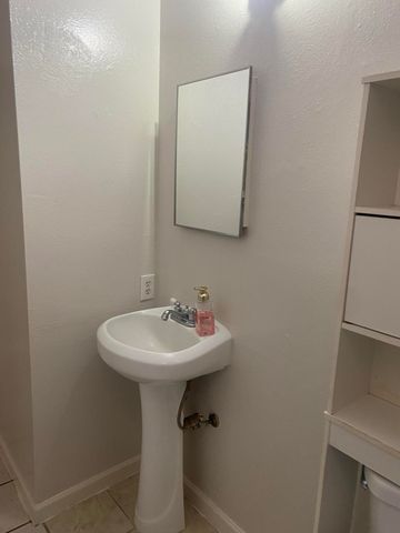 1129 Pine Court SE, Los Lunas, NM 87031
