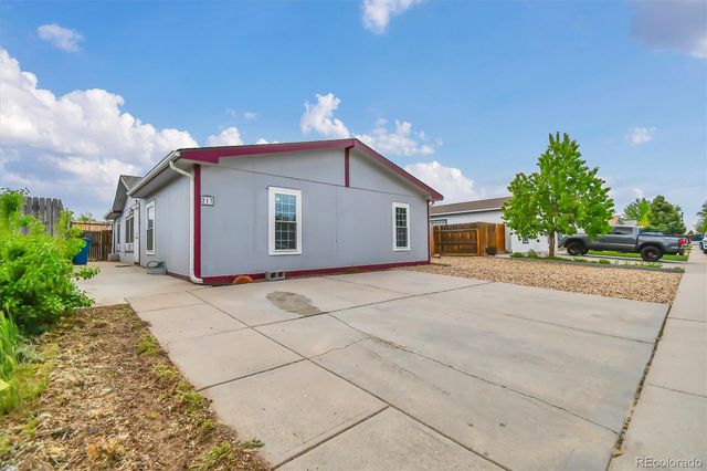 213 Versailles Street, Lochbuie, CO 80603