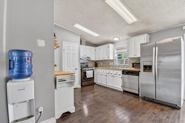 213 Versailles Street, Lochbuie, CO 80603