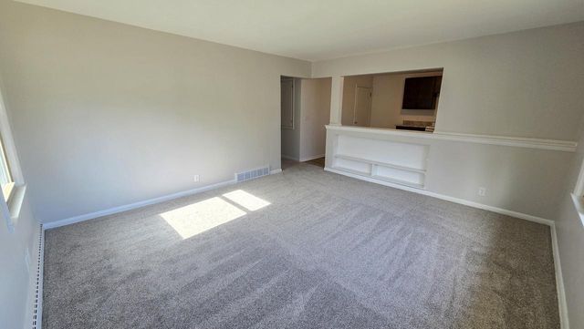 231 Prospect AVENUE, Pewaukee, WI 53072