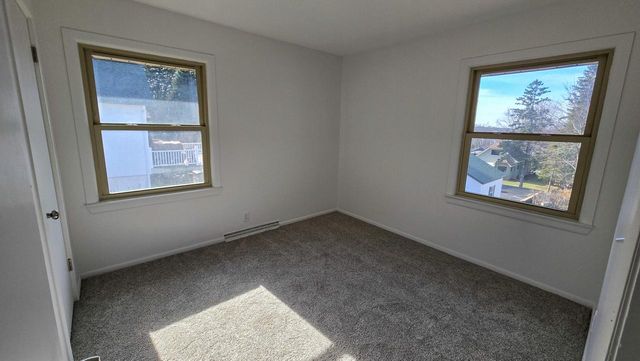 231 Prospect AVENUE, Pewaukee, WI 53072