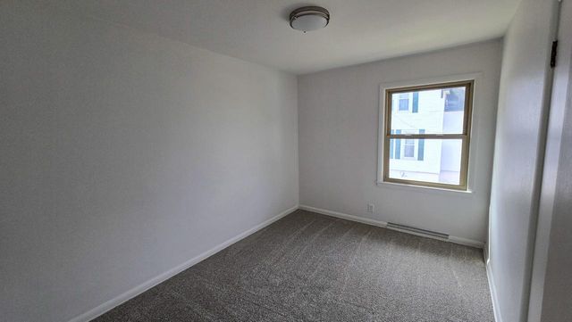 231 Prospect AVENUE, Pewaukee, WI 53072