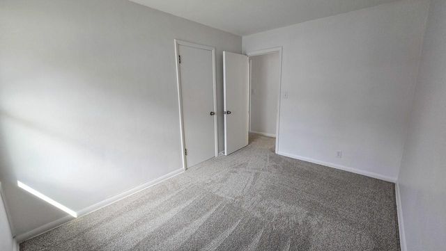 231 Prospect AVENUE, Pewaukee, WI 53072