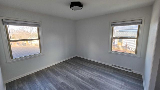 231 Prospect AVENUE, Pewaukee, WI 53072