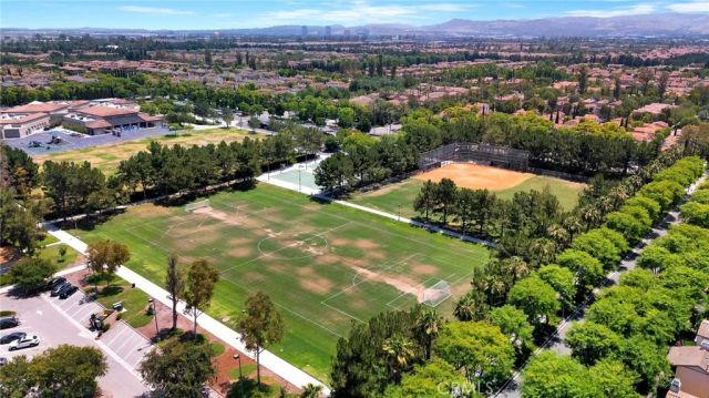 46 Herringbone, Irvine, CA 92620