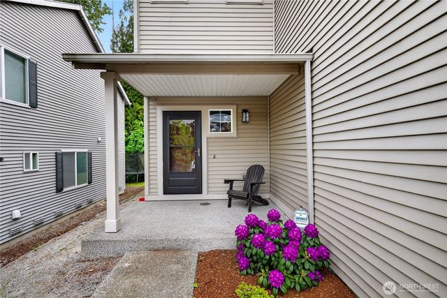 5670 Swift Creek Drive, Mount Vernon, WA 98273
