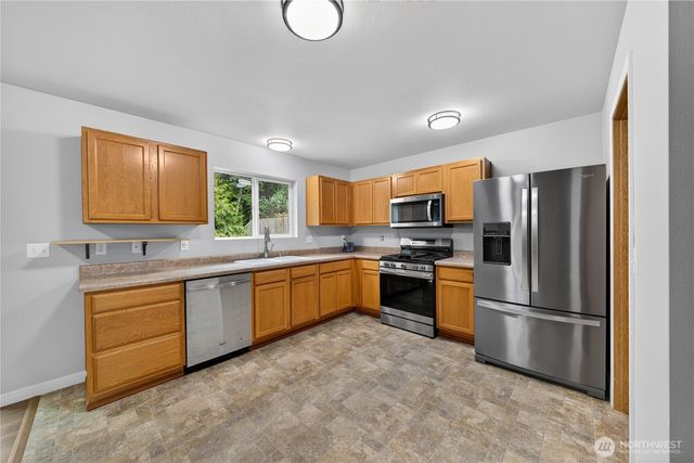 5670 Swift Creek Drive, Mount Vernon, WA 98273