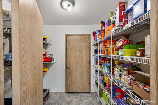5670 Swift Creek Drive, Mount Vernon, WA 98273