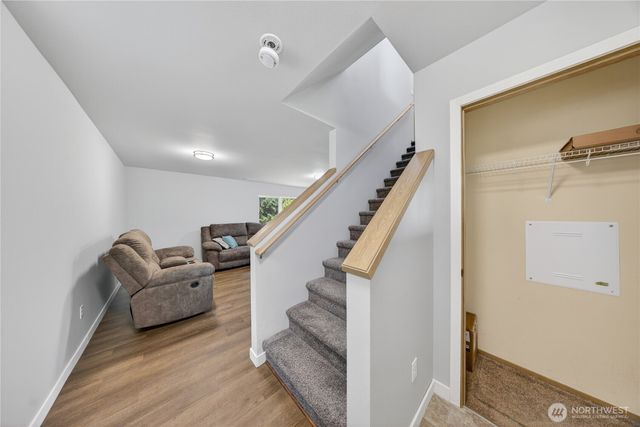 5670 Swift Creek Drive, Mount Vernon, WA 98273
