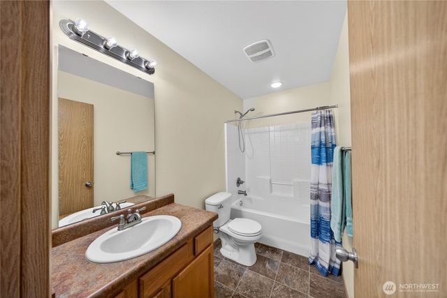 5670 Swift Creek Drive, Mount Vernon, WA 98273