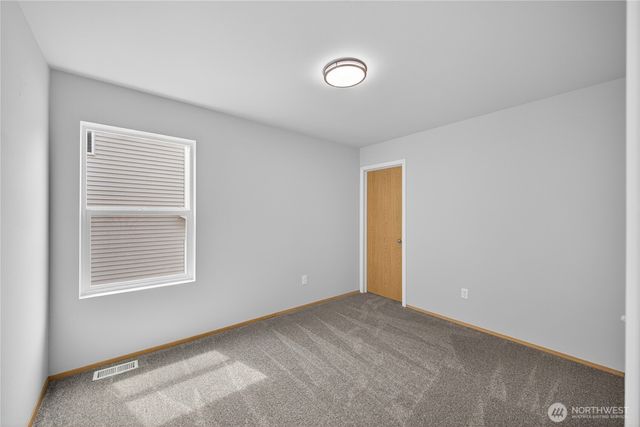 5670 Swift Creek Drive, Mount Vernon, WA 98273