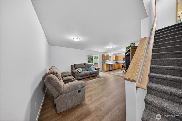 5670 Swift Creek Drive, Mount Vernon, WA 98273