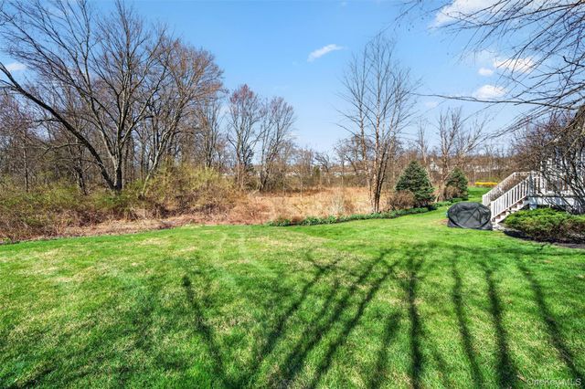 38 Putters Way, Middletown, NY 10940