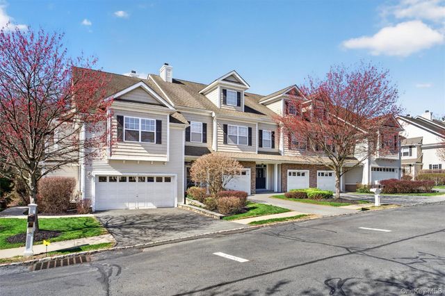 38 Putters Way, Middletown, NY 10940