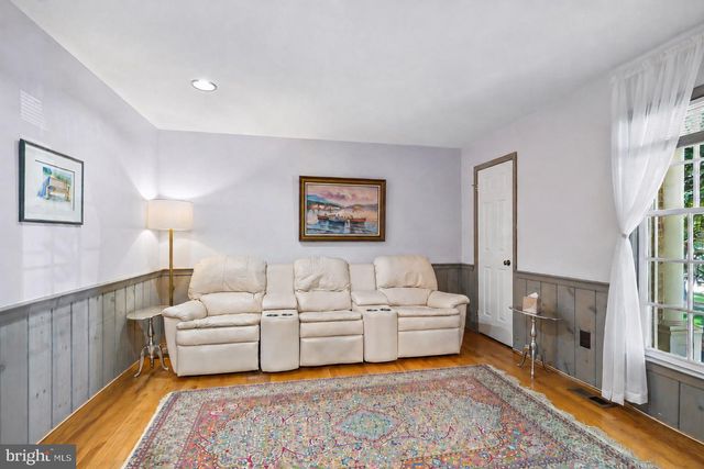 11900 CANFIELD RD, Potomac, MD 20854