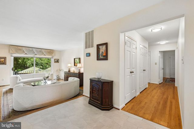 11900 CANFIELD RD, Potomac, MD 20854