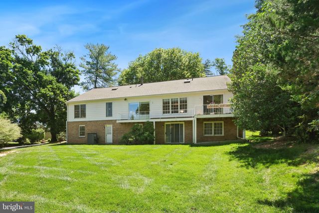 11900 CANFIELD RD, Potomac, MD 20854