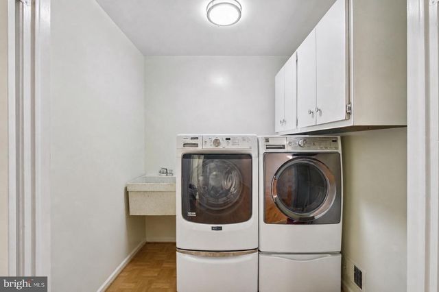 11900 CANFIELD RD, Potomac, MD 20854