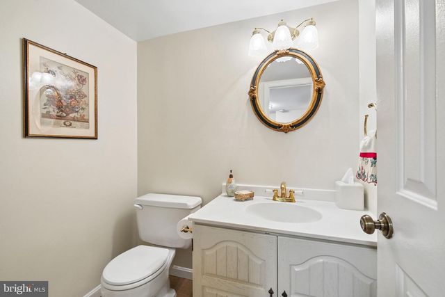 11900 CANFIELD RD, Potomac, MD 20854