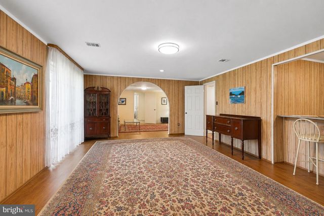 11900 CANFIELD RD, Potomac, MD 20854
