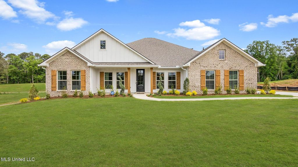 137 Cornerstone Drive, Brandon, MS 39042