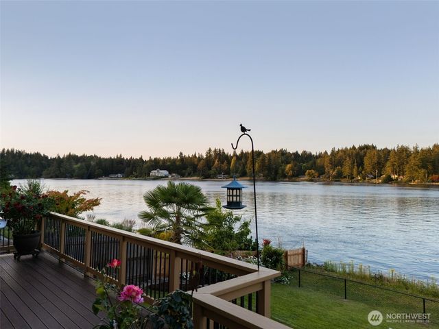 31 SE Skookum View Drive, Shelton, WA 98584