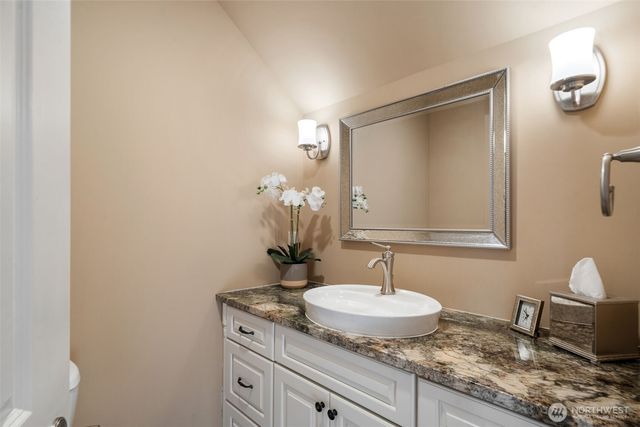 31 SE Skookum View Drive, Shelton, WA 98584