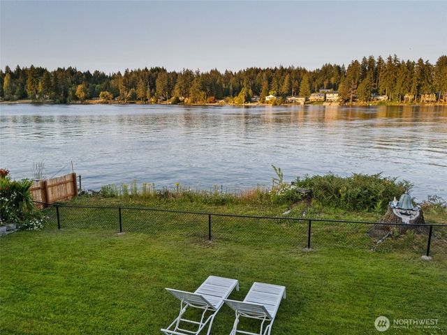 31 SE Skookum View Drive, Shelton, WA 98584