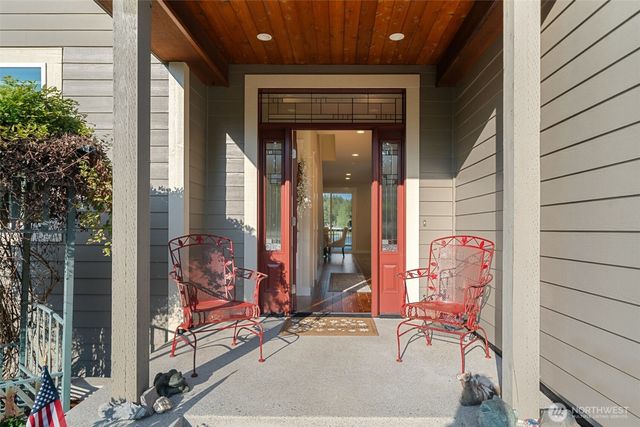 31 SE Skookum View Drive, Shelton, WA 98584