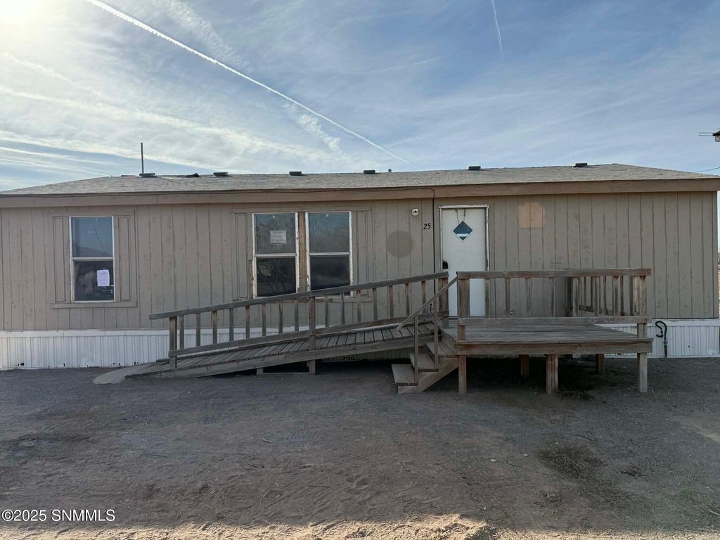 25 Aceituna Lane, Mesquite, NM 88048