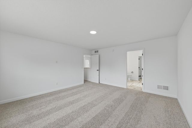8656 Periwinkle Boulevard, Woodbury, MN 55129