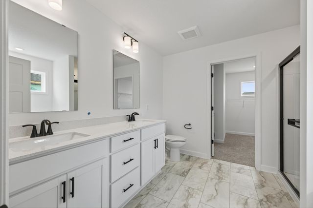 8656 Periwinkle Boulevard, Woodbury, MN 55129