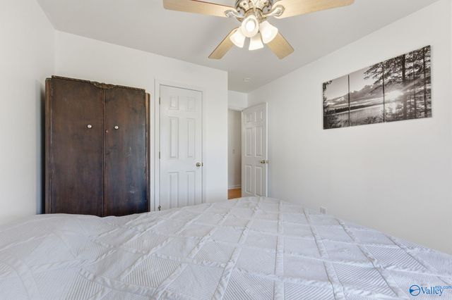 2502 Briarhurst Court NW, Huntsville, AL 35810