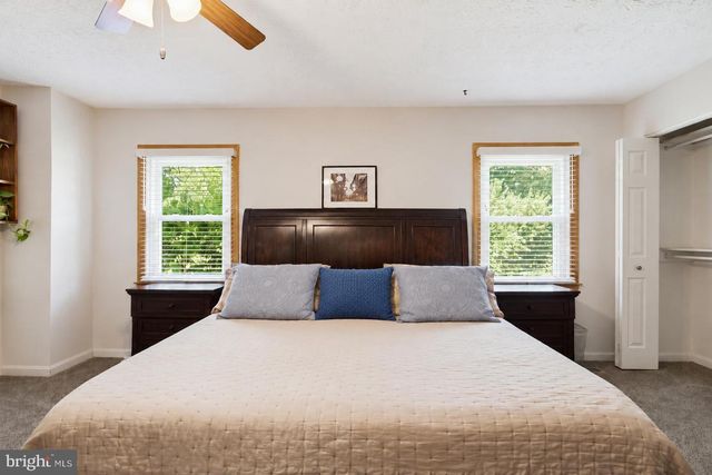 6 CARRIAGE WALK CT, Baltimore, MD 21234