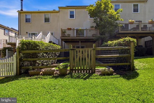 6 CARRIAGE WALK CT, Baltimore, MD 21234