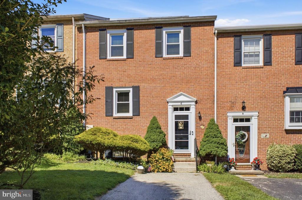 6 CARRIAGE WALK CT, Baltimore, MD 21234