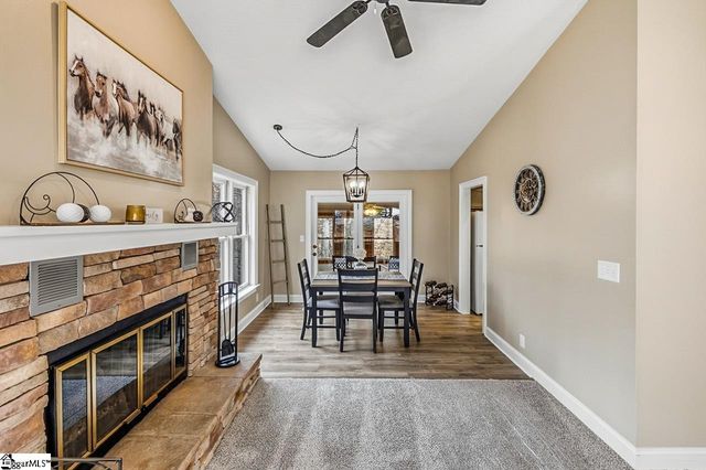 102 Blossom Court, Westminster, SC 29693