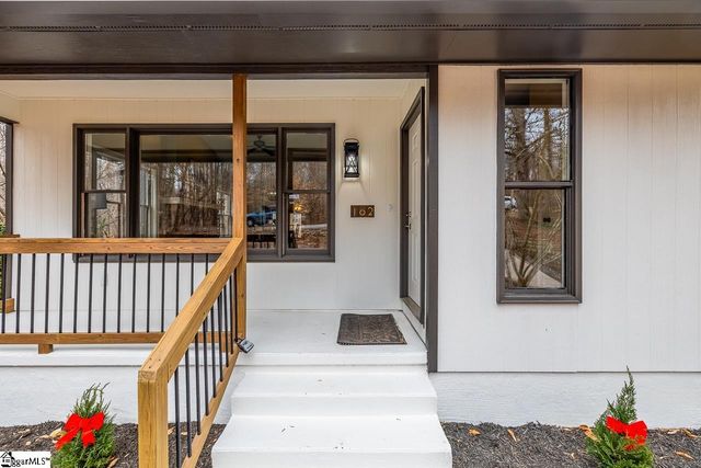 102 Blossom Court, Westminster, SC 29693