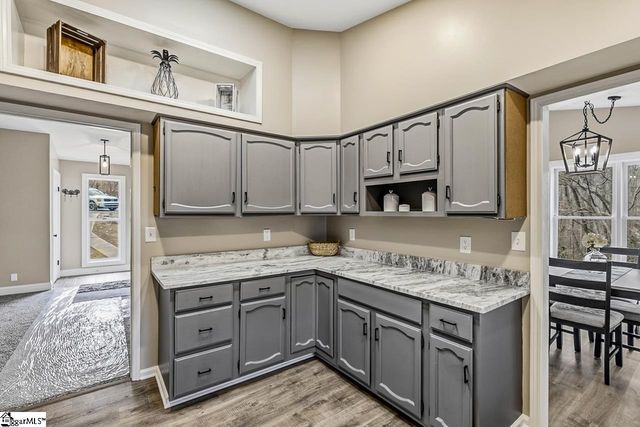 102 Blossom Court, Westminster, SC 29693